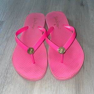 Lilly Pulitzer aura pink pool sandal size 7